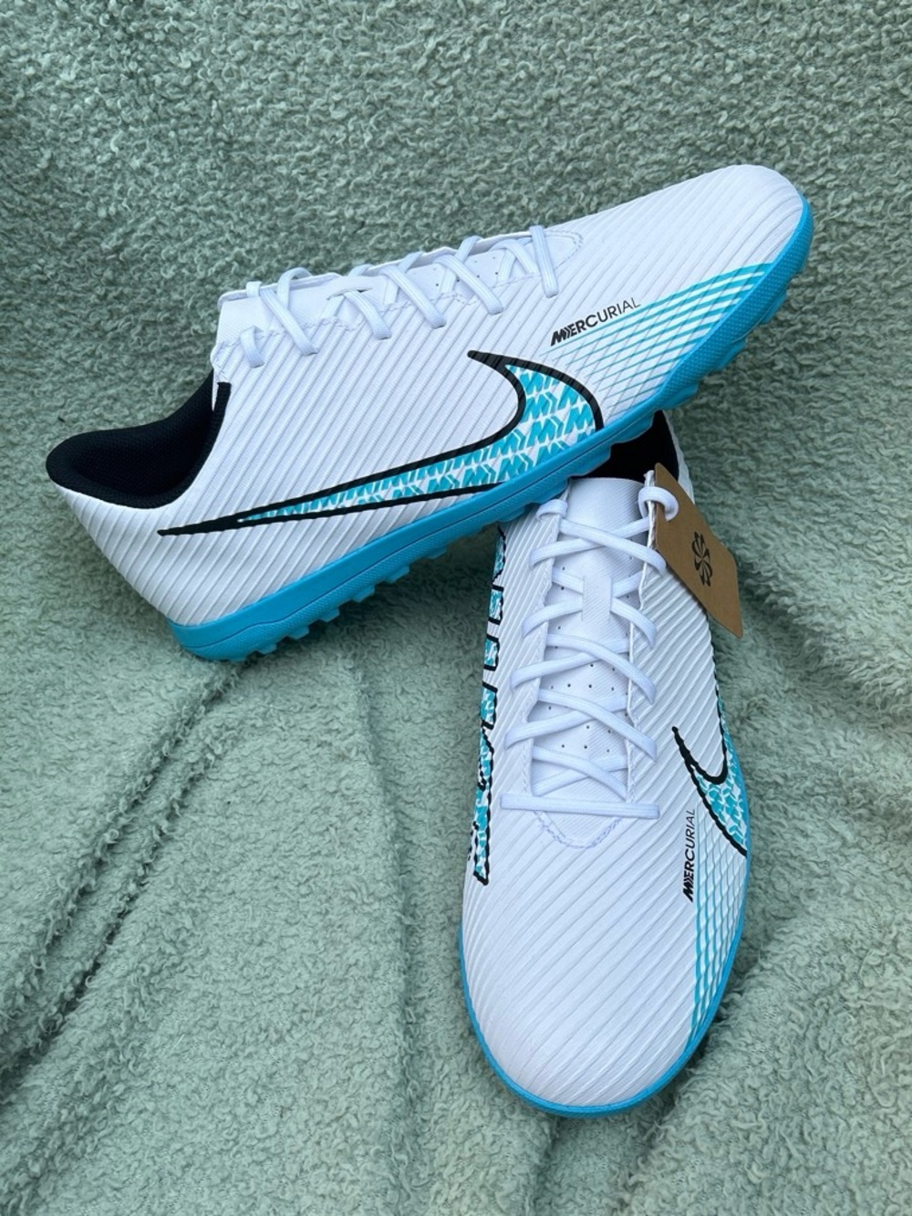 Nike Zoom Mercurial Vapor 15  Men's White & Teal Turf Soccer Shoes NEW